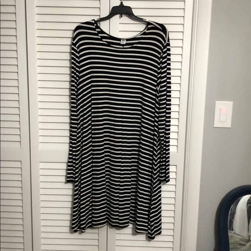 Long Sleeve Stripped Dress